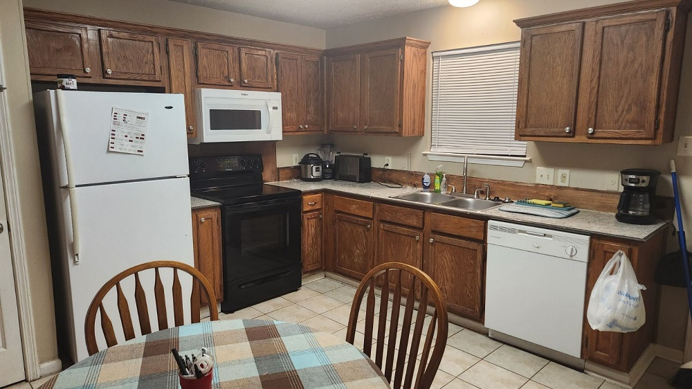 Furnished kitchen in HEO Academy student housing